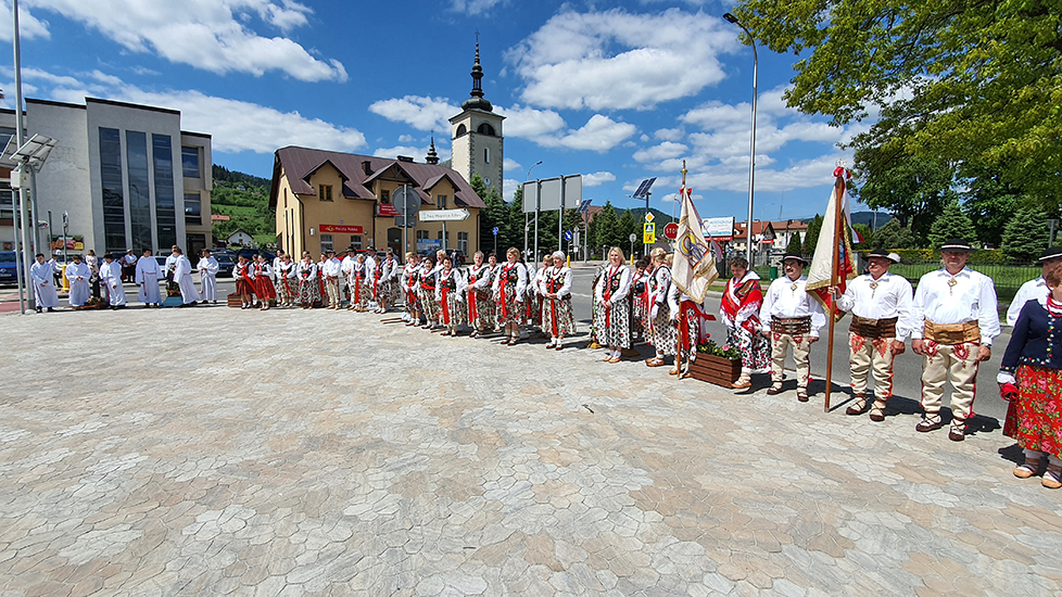 boze_cialo3_2021.jpg